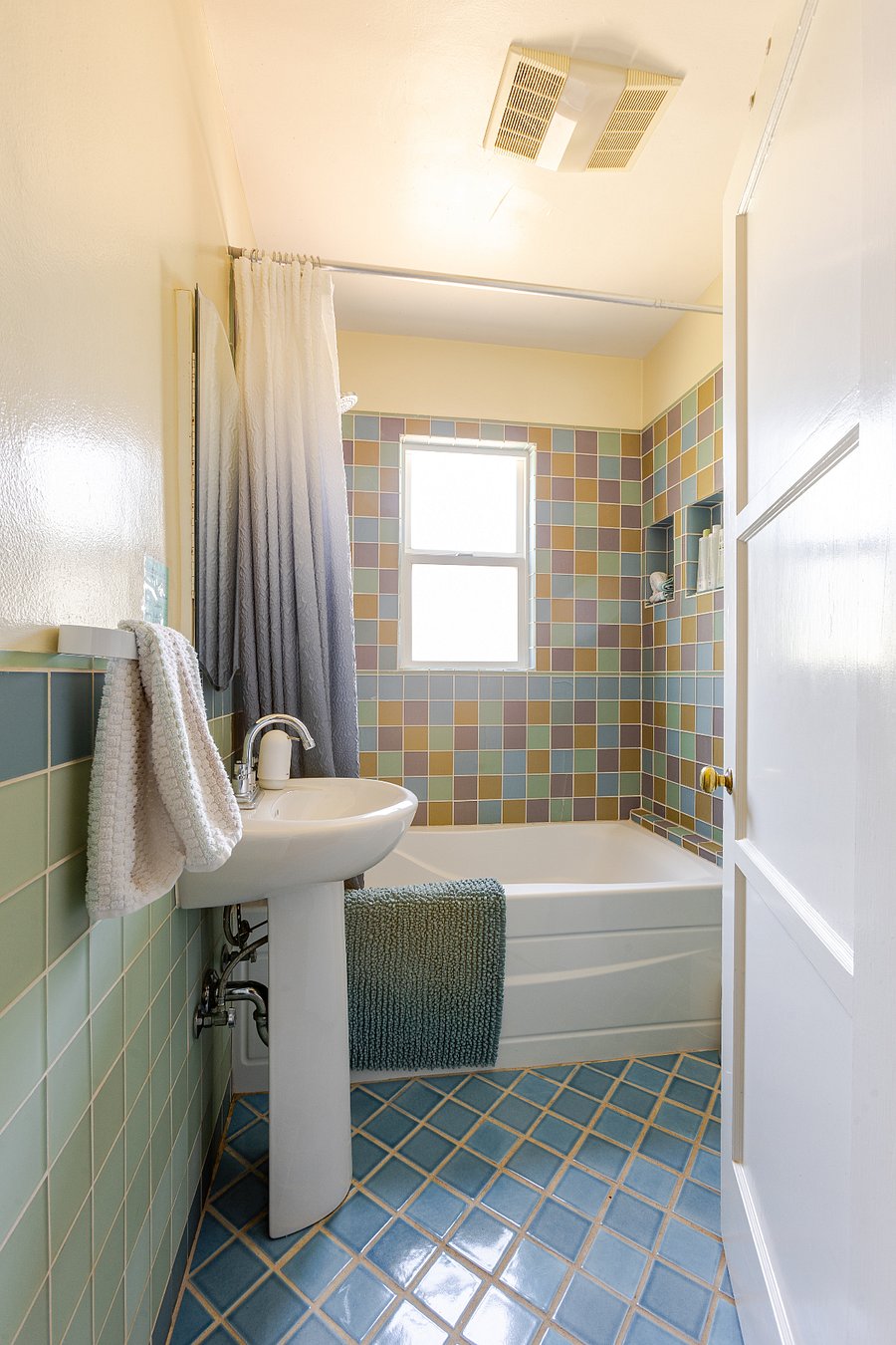 Full Bath