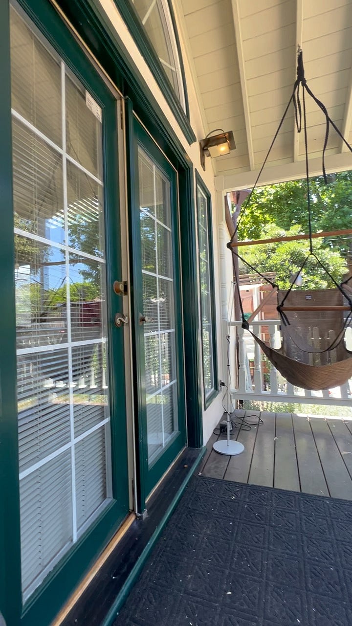 Back Porch outside bedroom2