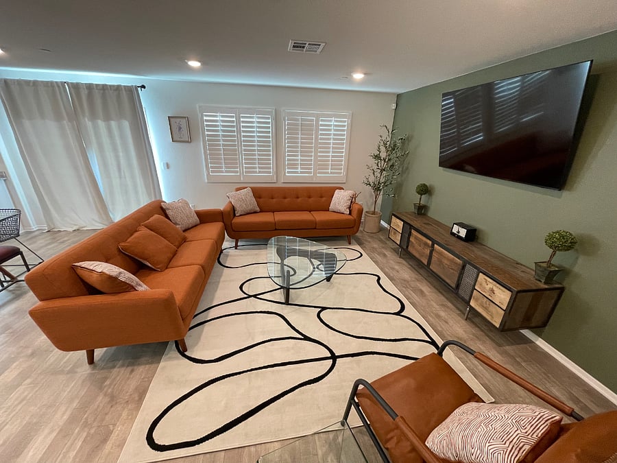 Can lighting on dimmer to set the mood in living room and dining areas