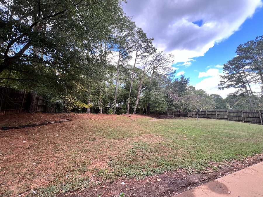 Huge completely fenced backyard