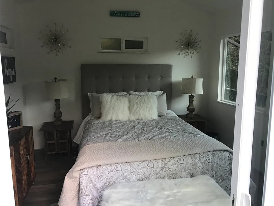 Separate Private Suite from the main cottage queen bed.