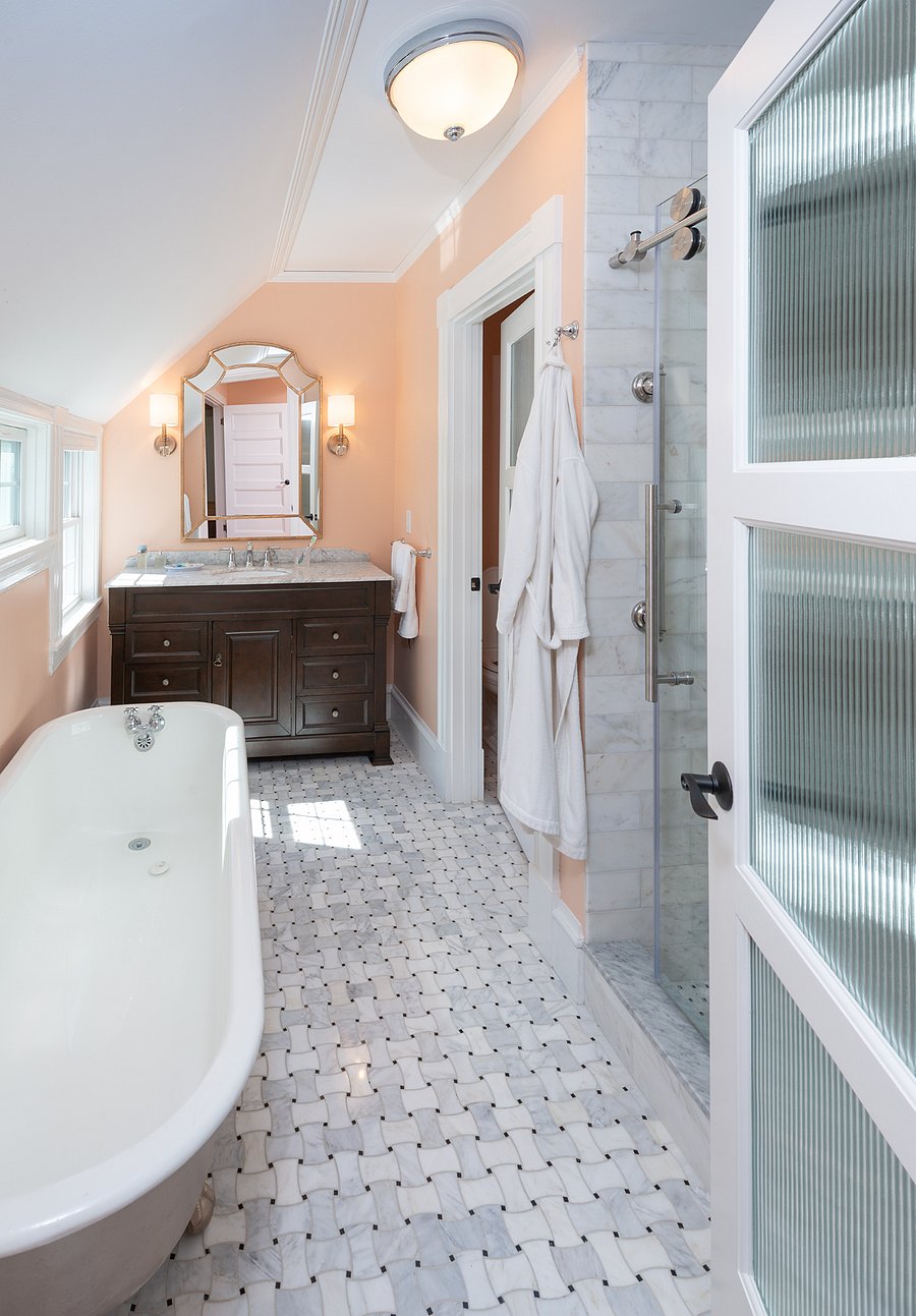 Master Ensuite Bath