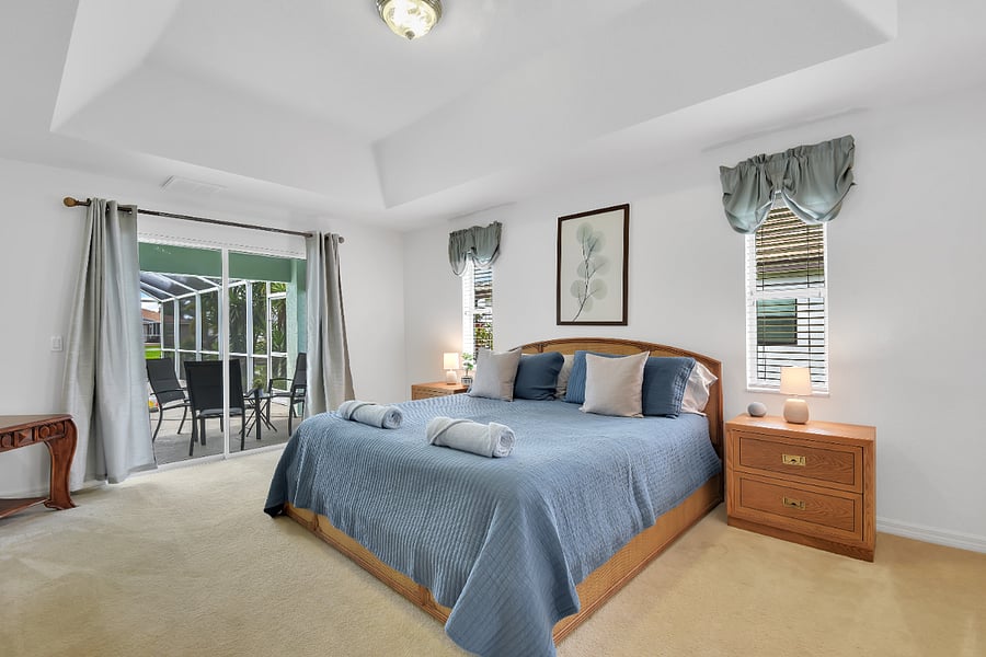 Master bedroom with a private entry to the lanai.
