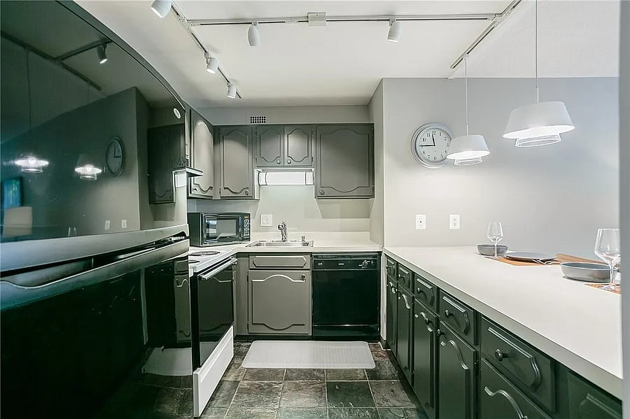 Furnished Finder property 772279_1 photo 16