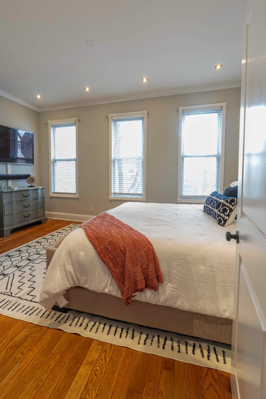 Furnished Finder property 772304_1 photo 10