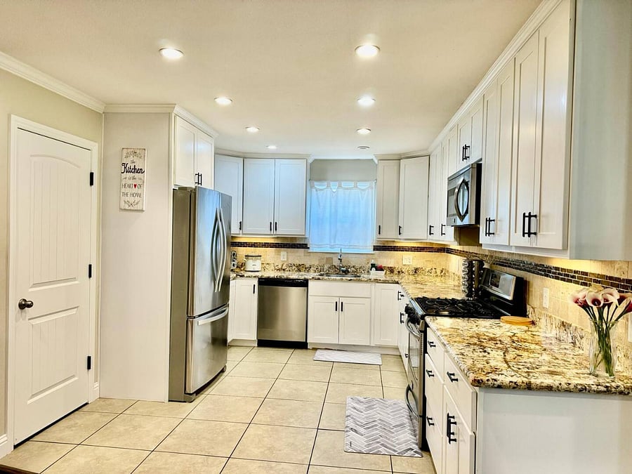 Furnished Finder property 772559_1 photo 9