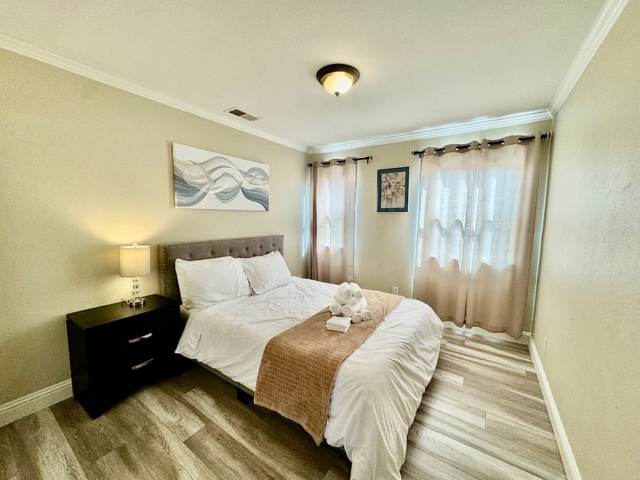 Furnished Finder property 772559_1 photo 24