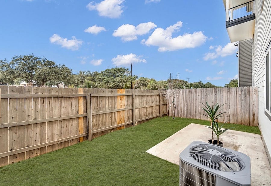 Furnished Finder property 772569_2 photo 8