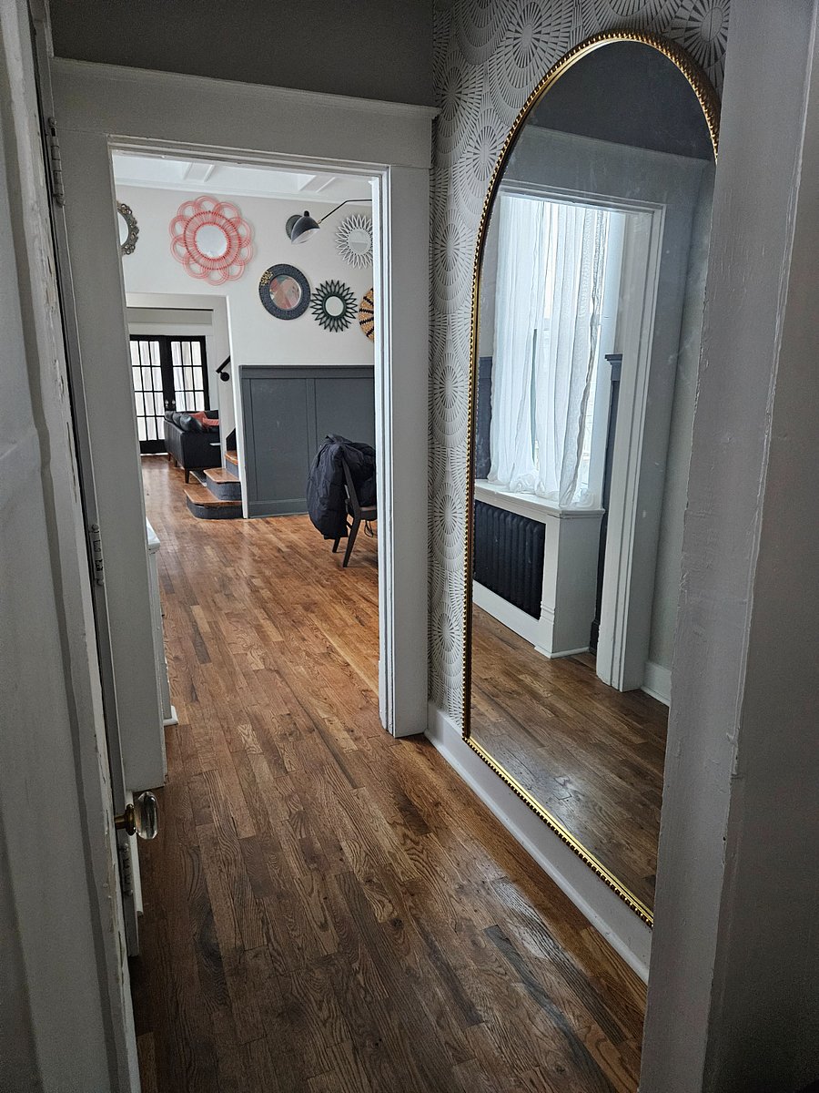 laundry room to dining 1st floor