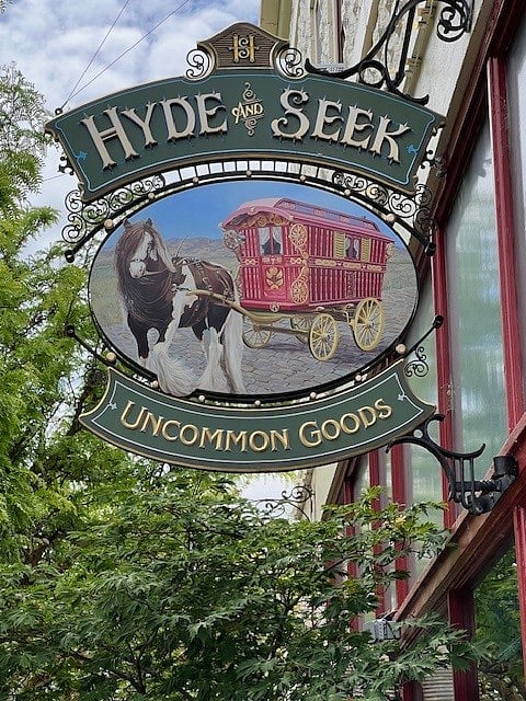 Hyde Park shopping