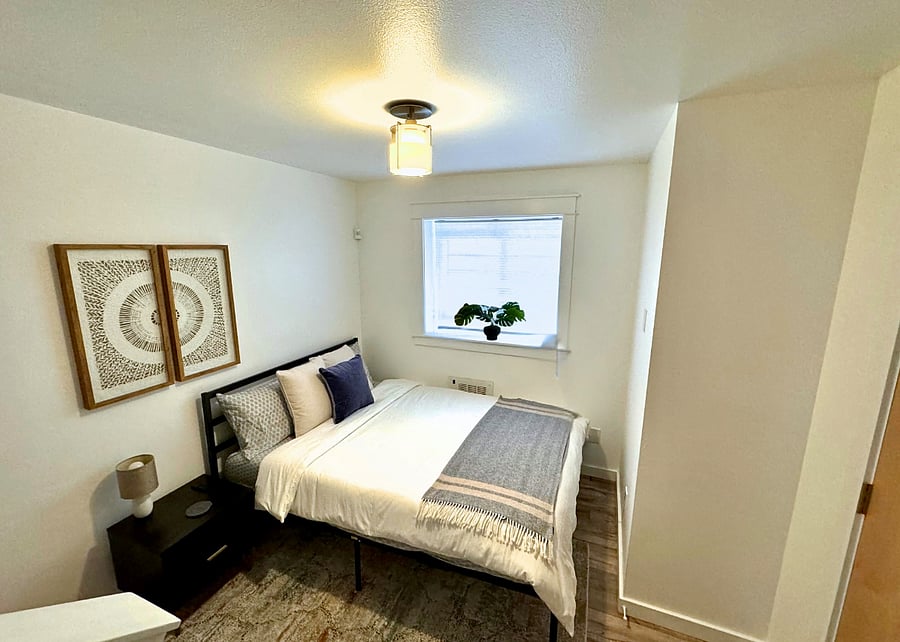 Converted 3rd bedroom with brand new queen bed, closet