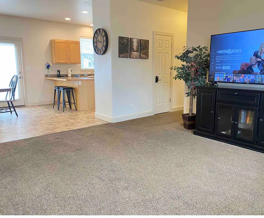 Furnished Finder property 772810_1 photo 3