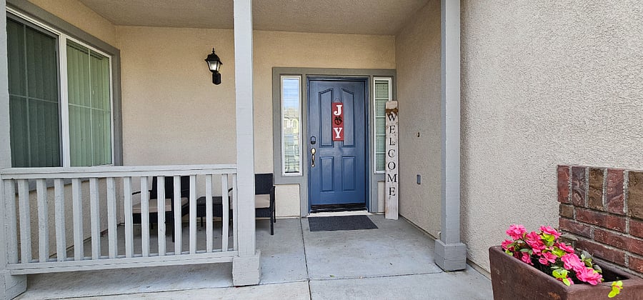 Decorated for Christmas, so you do not miss out on a Holiday. This Fall of 2024 Renovated home will be your home away from home. 