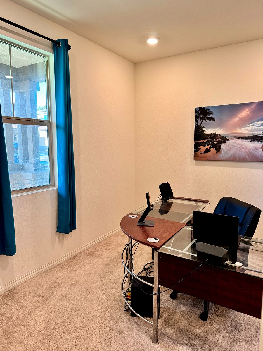 Free access to private office.