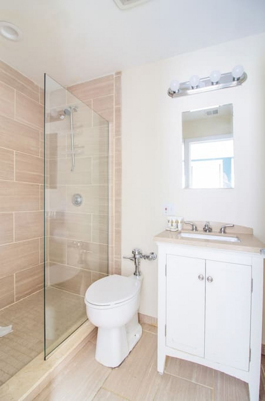 Furnished Finder property 773508_10 photo 9