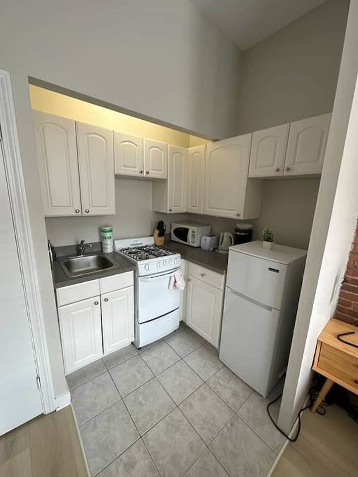 Furnished Finder property 773510_6 photo 4