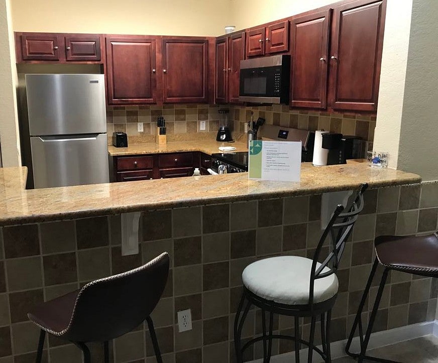 Kitchen and Bar area
