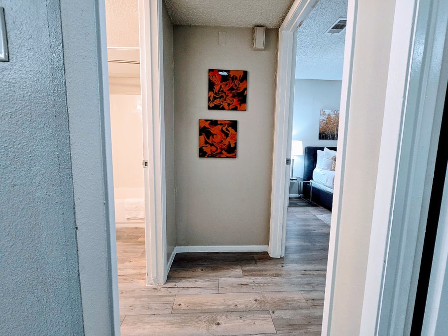 Bed/Bath hallway