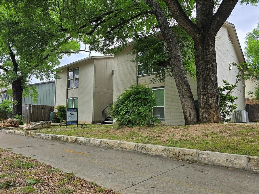Building Exterior Entry