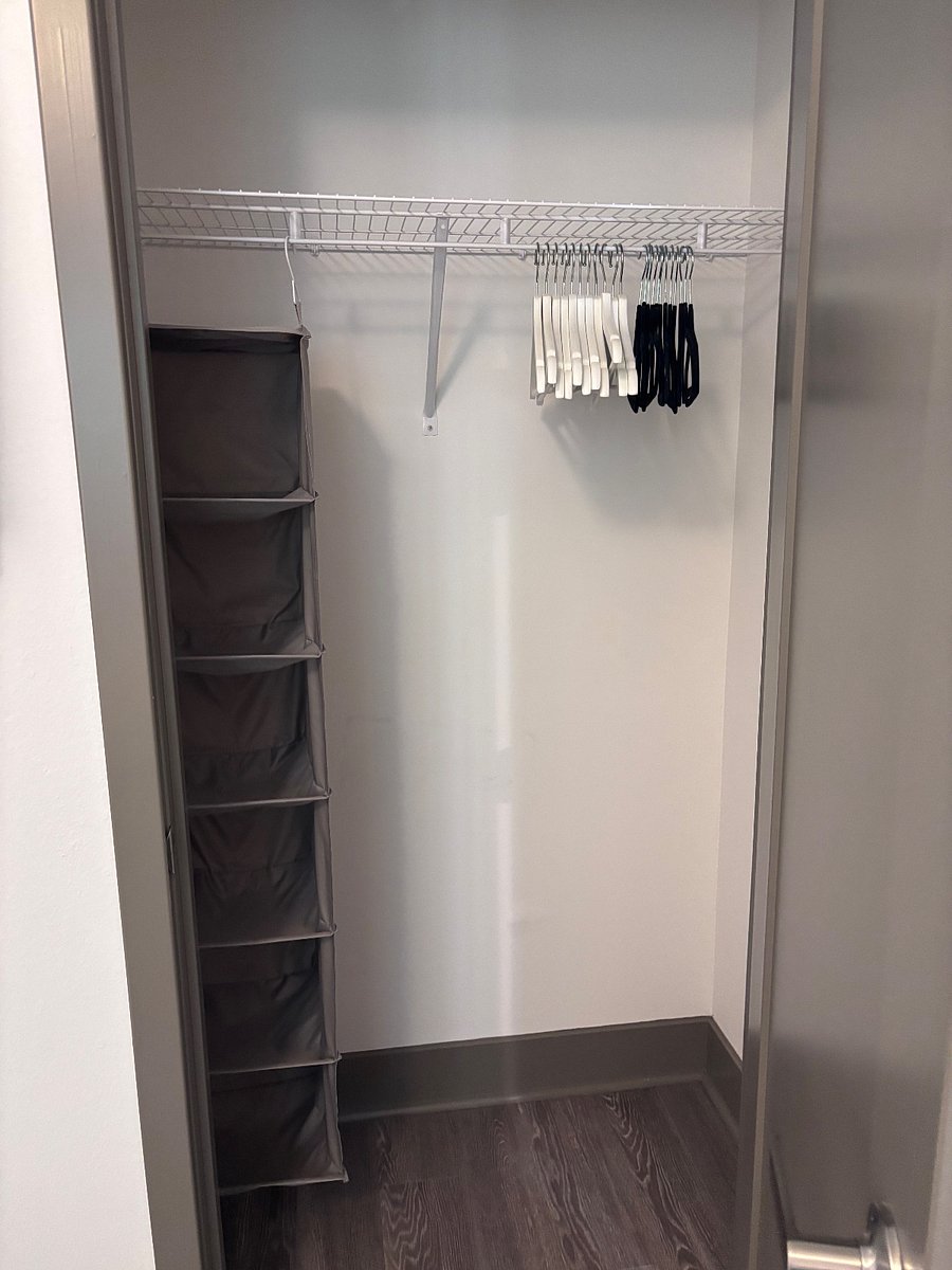 A look at the closet, including available hangers.