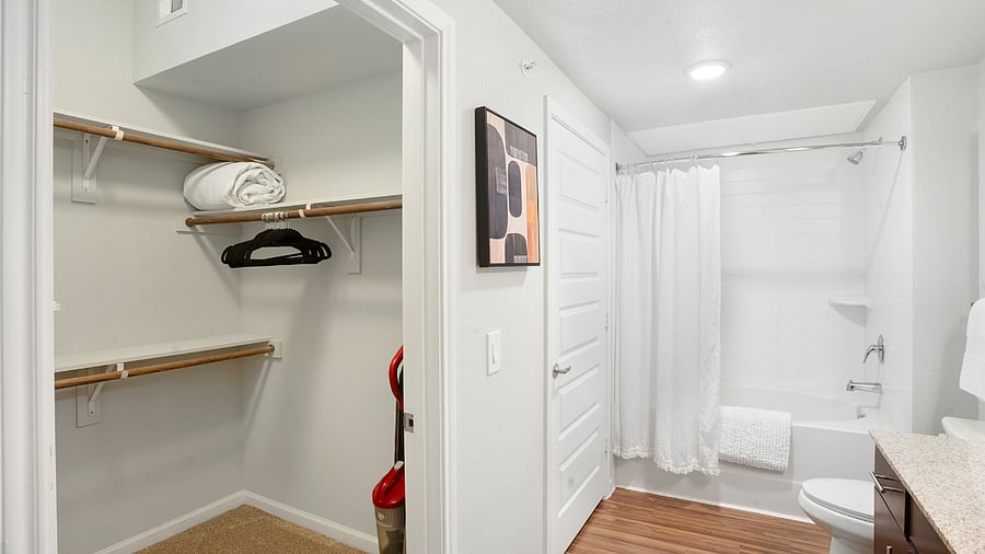 Furnished Finder property 774437_12 photo 11