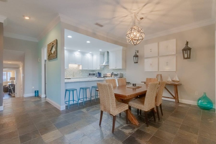 Dining area / Kitchen