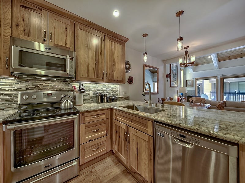 fully furnished kitche