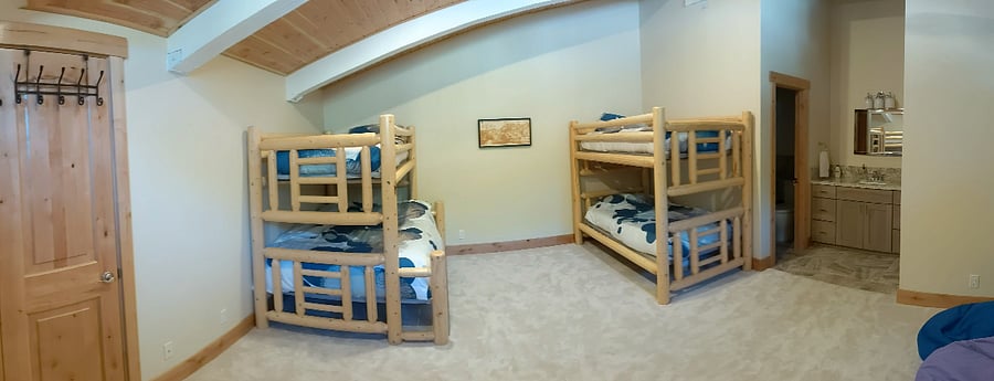 bunk room sleeps 4/5