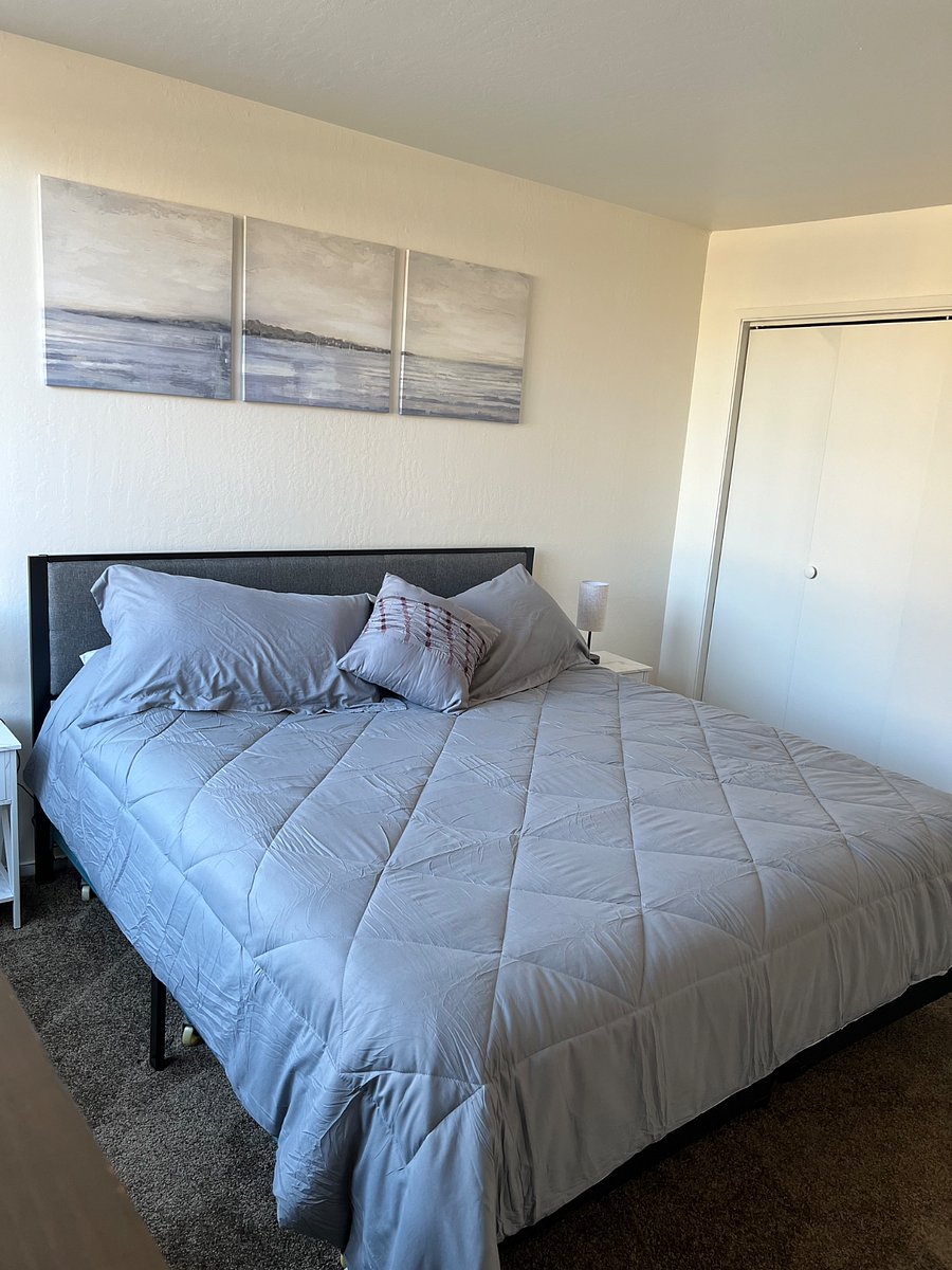 Bedroom 1 king size bed