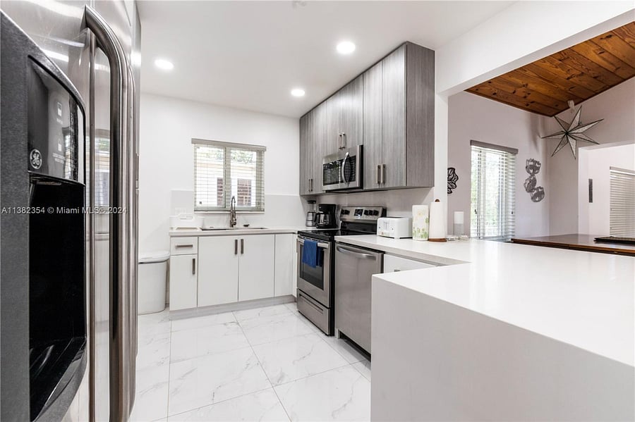 Furnished Finder property 775070_1 photo 12