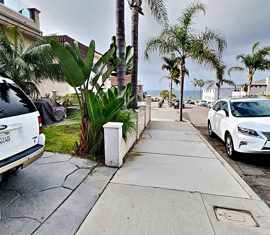 Half Block to Tamarack Beach