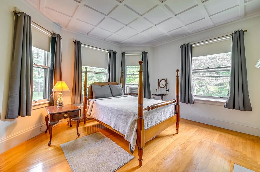 Room 1