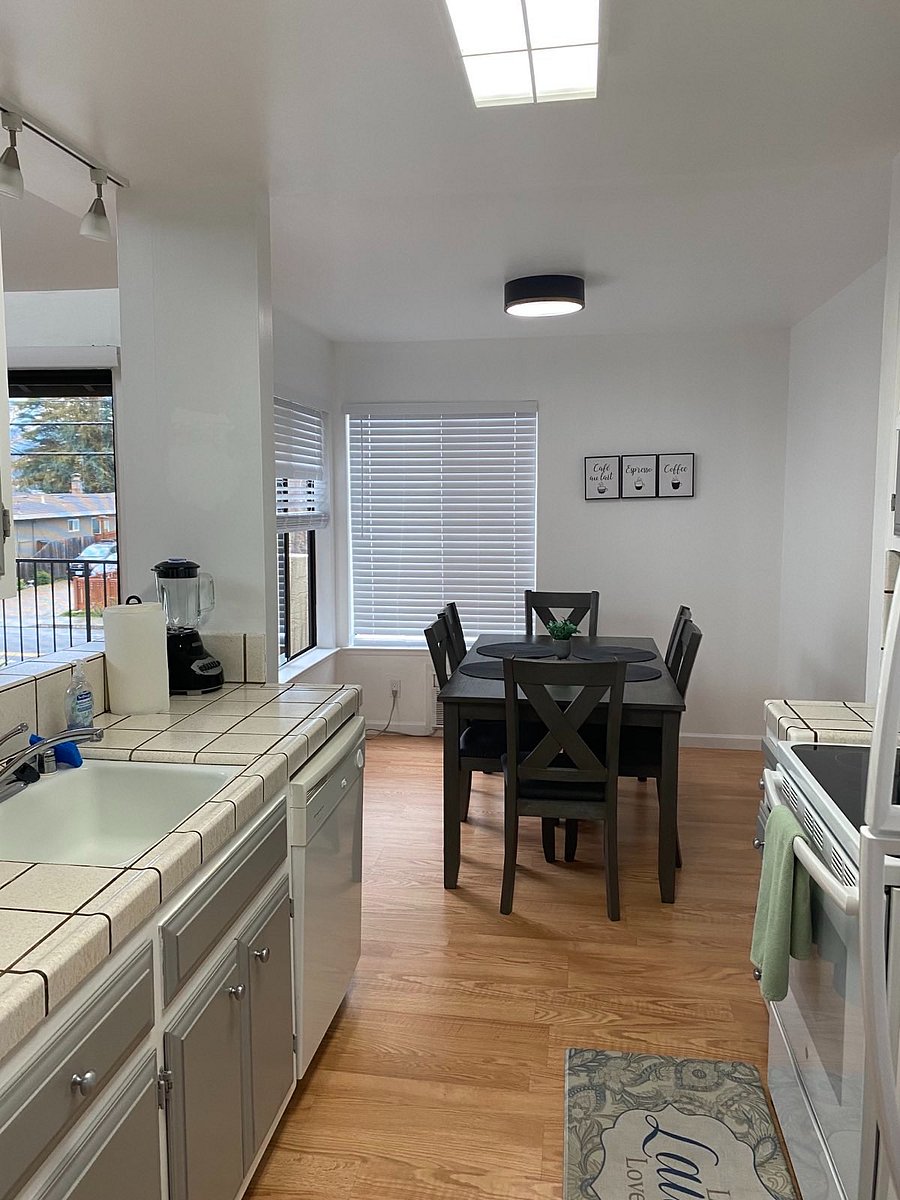 Furnished Finder property 775618_1 photo 12