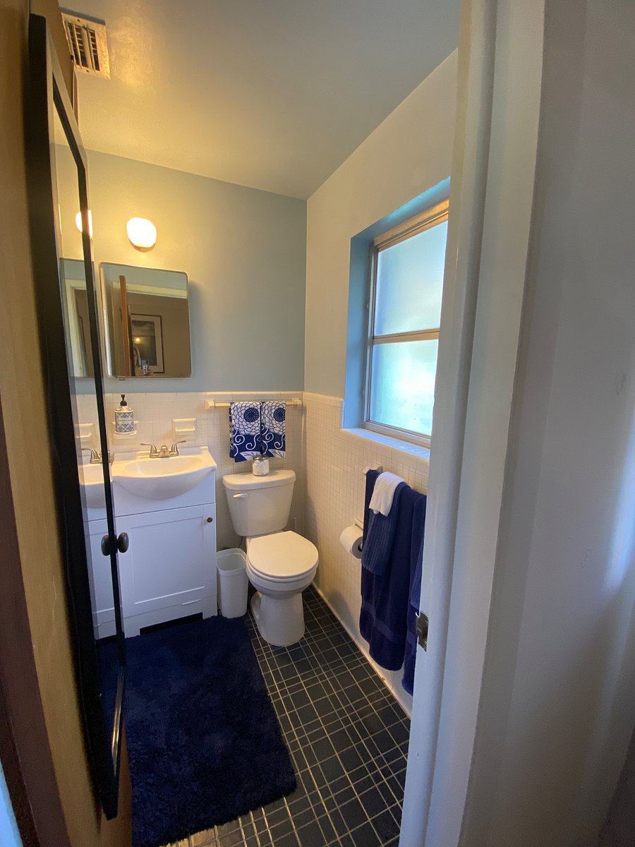 En-suite bathroom, bedroom 1
