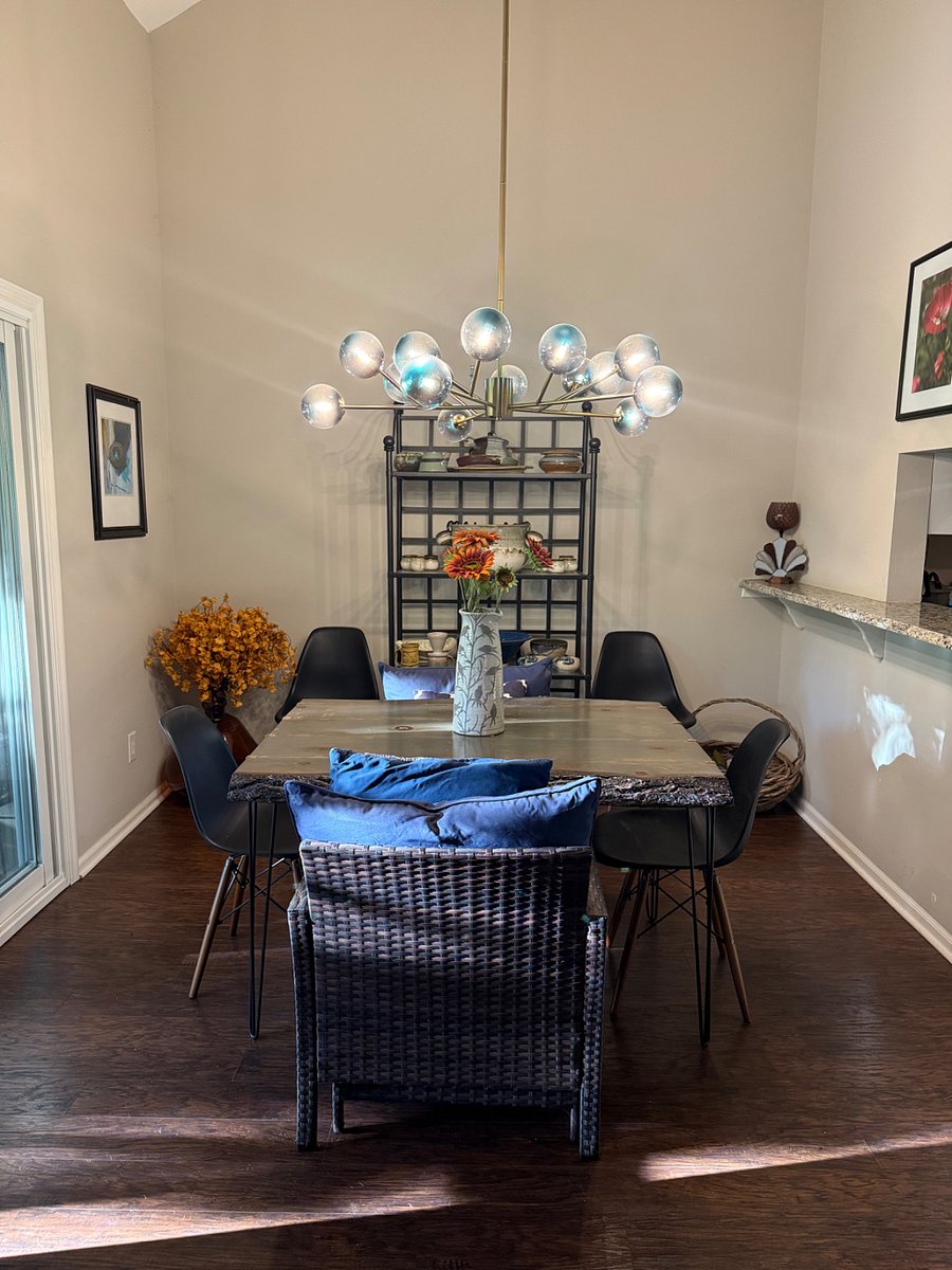 Dining room with live-edge table.