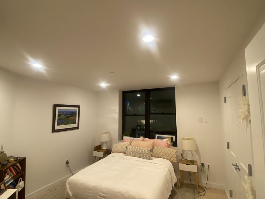 Queen bedroom with closet space 