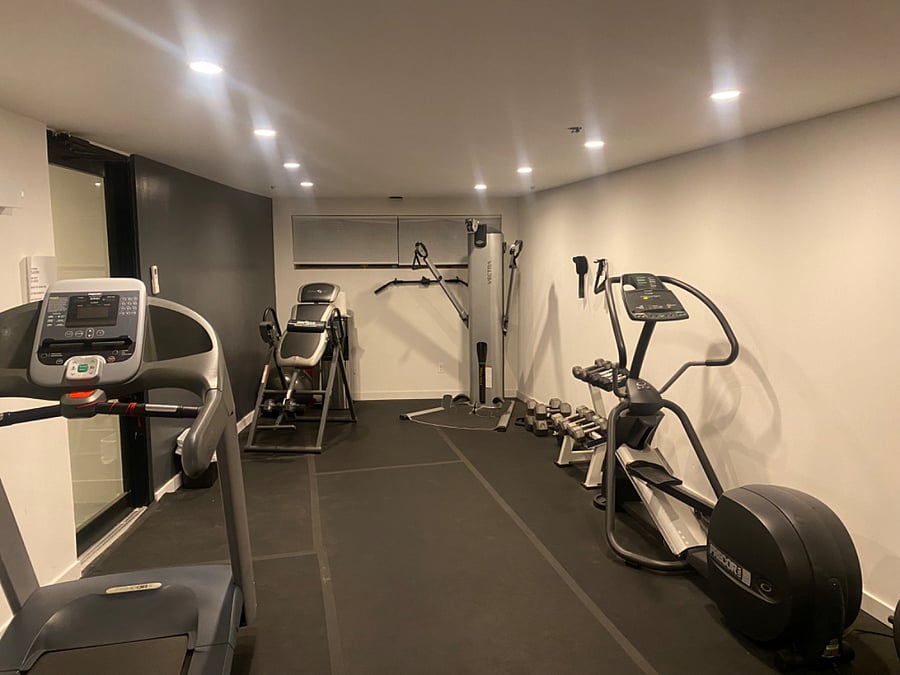 Building gym , 24/7 access 