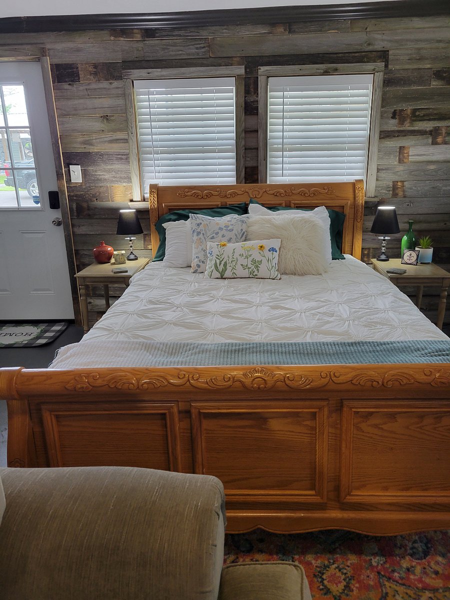 Furnished Finder property 776443_1 photo 2