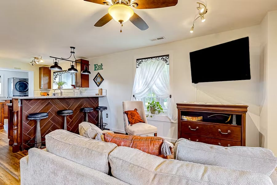 Furnished Finder property 776540_1 photo 3