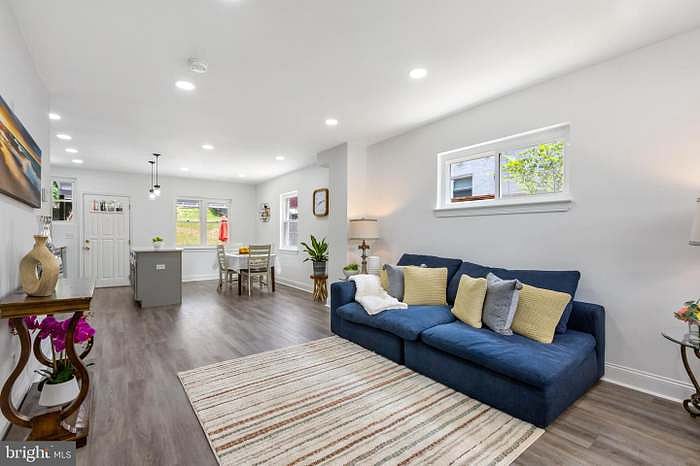 Furnished Finder property 776674_1 photo 4