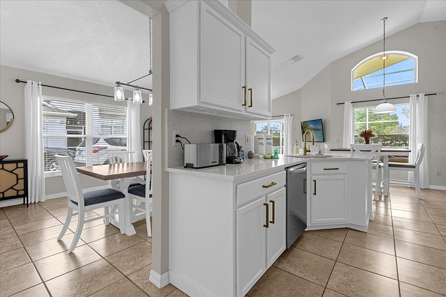 Furnished Finder property 776695_1 photo 13