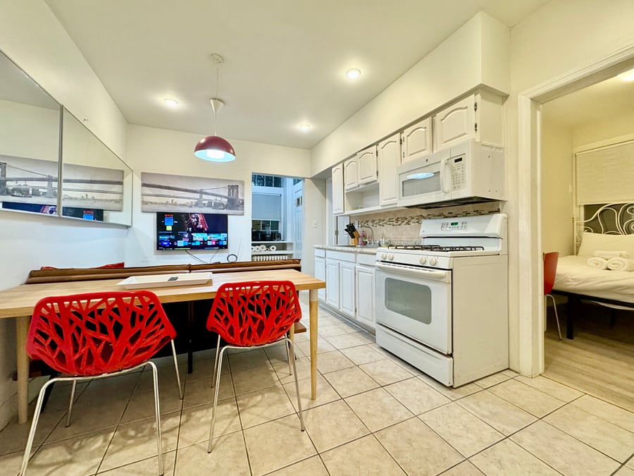 Furnished Finder property 776735_2 photo 2