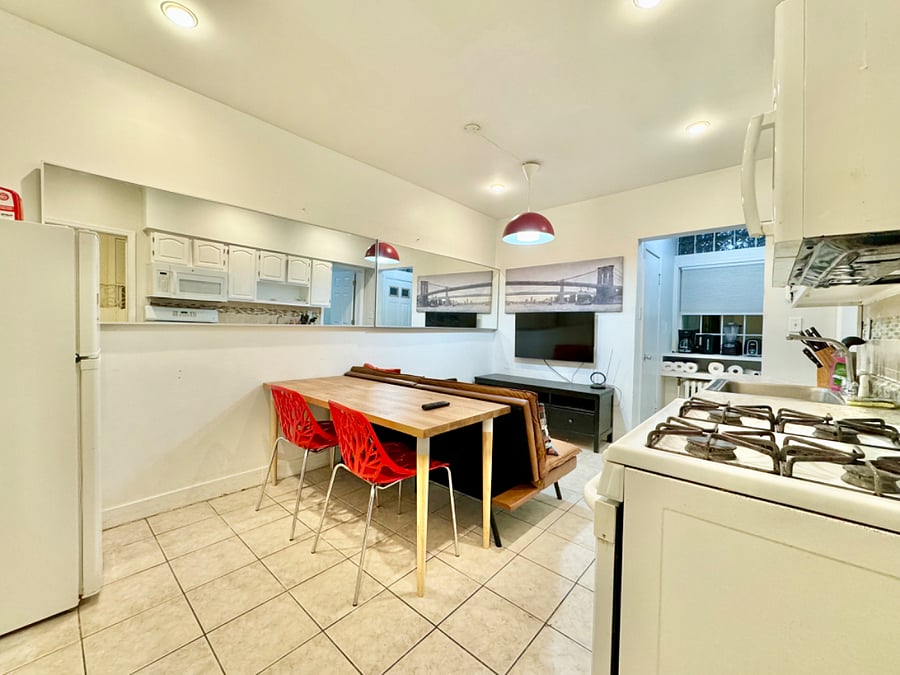 Furnished Finder property 776735_2 photo 14