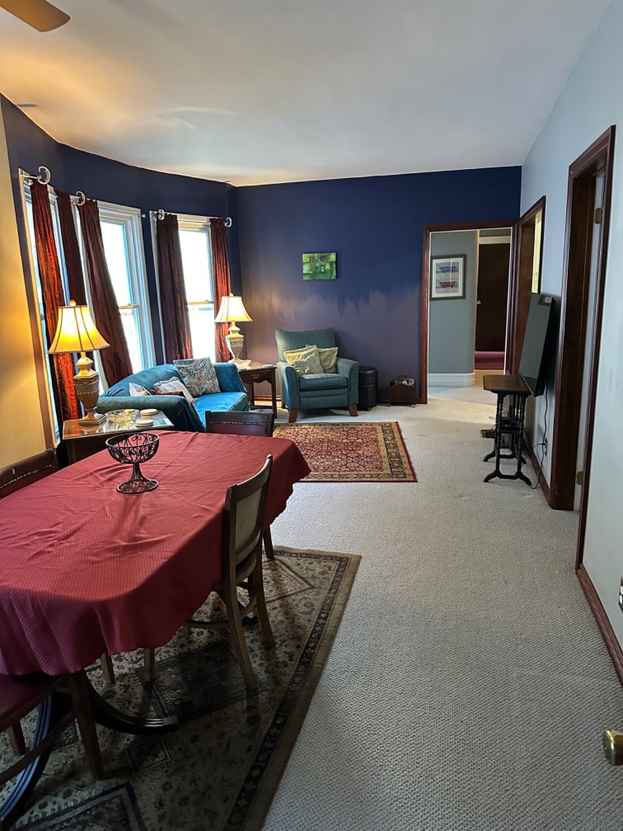 Living room dining room