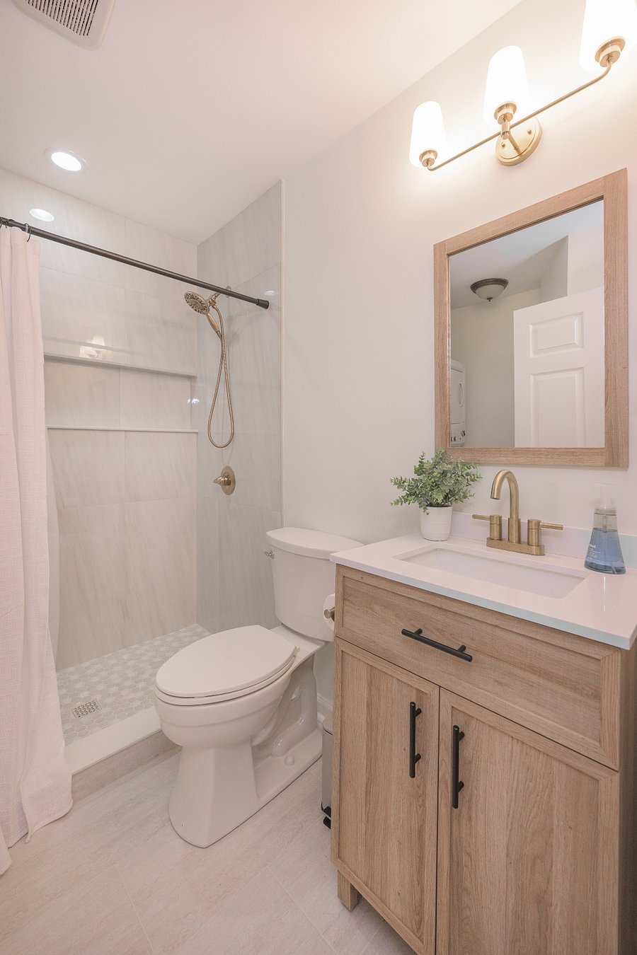 Furnished Finder property 777068_1 photo 15