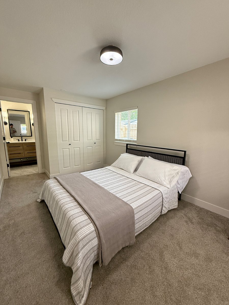 Furnished Finder property 777201_1 photo 12