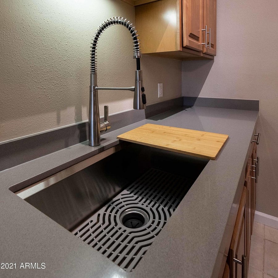 Kitchen sink