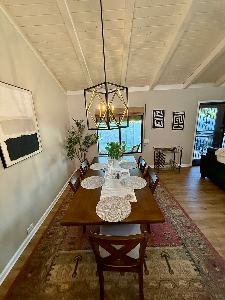 Dining room table