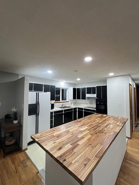 Furnished Finder property 777340_1 photo 3