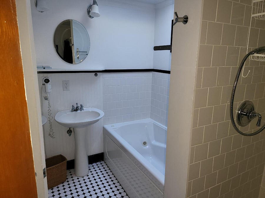Furnished Finder property 777446_1 photo 11
